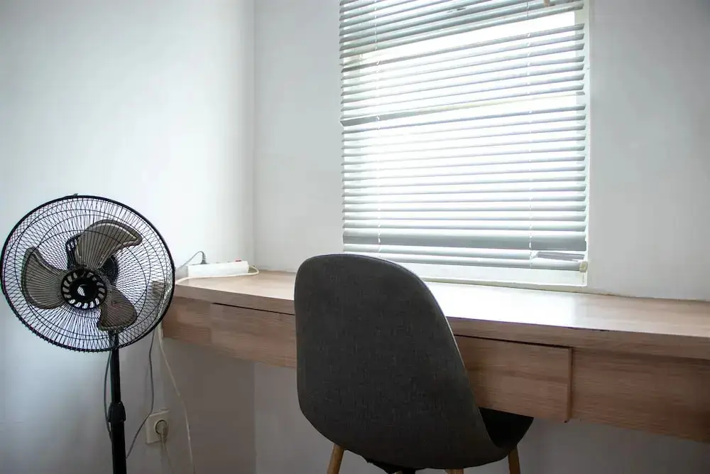 Nice And Comfort Studio Apartment At Belmont Residence Puri — фото 1