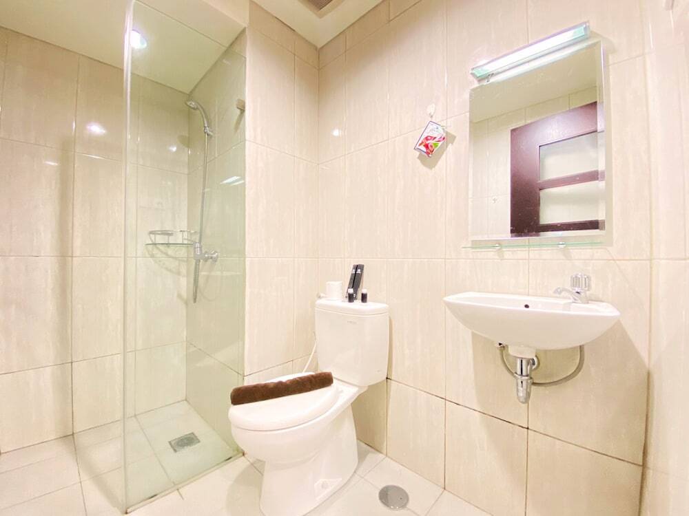 Бандунг: Cozy Studio Room At Tamansari La Grande Apartment