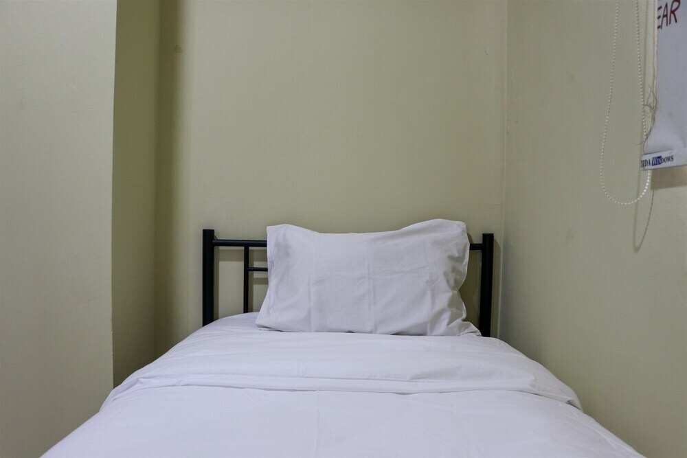 Джакарта: Spacious 3Br At Maple Park Sunter Apartment