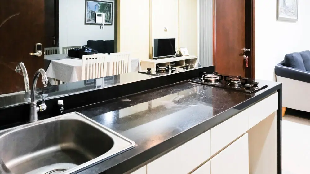 Сурабая: Spacious And Homey 1Br At Grand Sungkono Lagoon Apartment