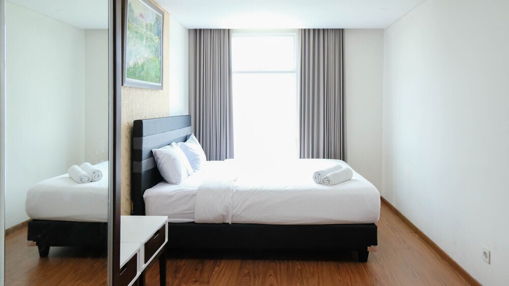 Сурабая: Spacious And Homey 1Br At Grand Sungkono Lagoon Apartment