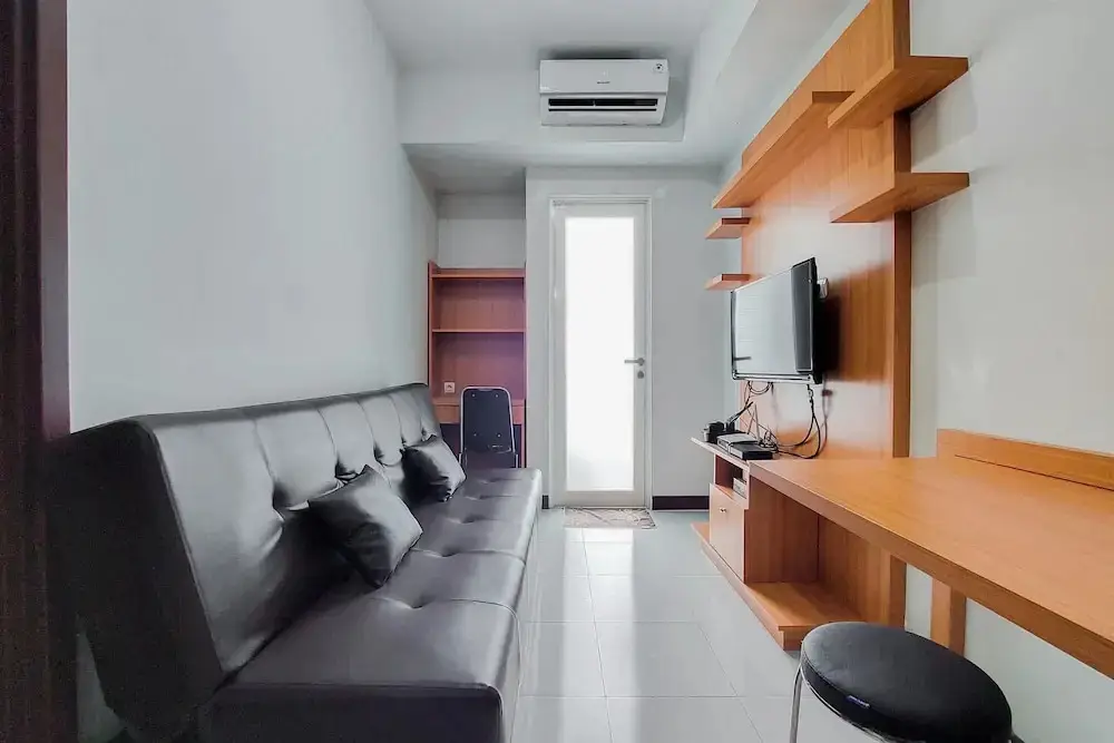 Legok: Nice And Comfort 1Br Apartment At Scientia Residence