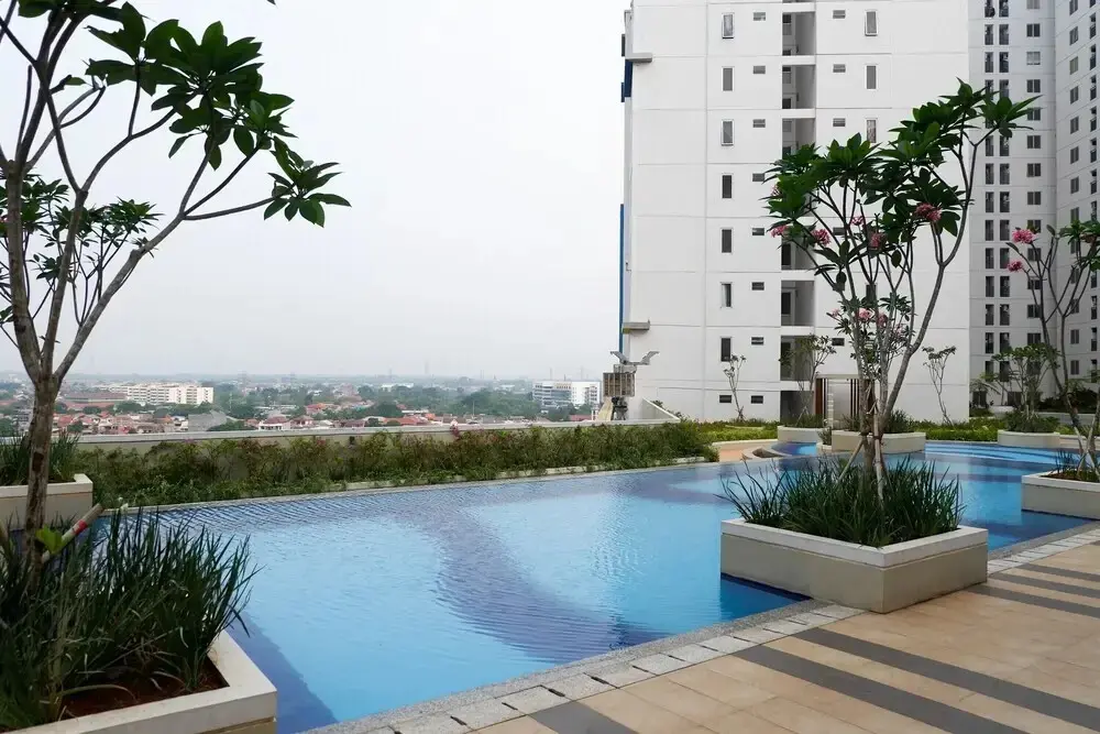 Джакарта: Comfy 2Br At Bassura City Apartment