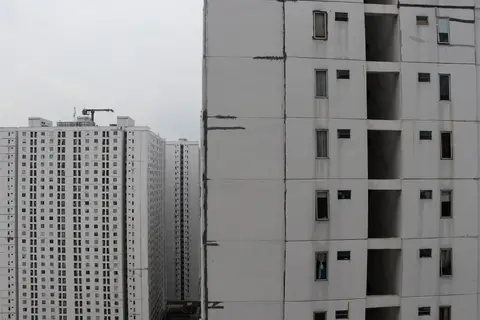 Strategic And Modern 2Br At Bassura City Apartment — фото 1