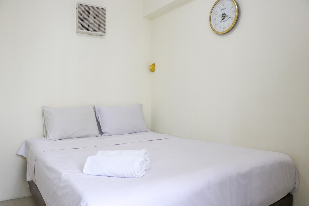 Джакарта: Strategic And Modern 2Br At Bassura City Apartment