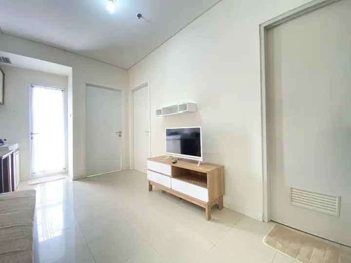 Бандунг: Minimalist And Cozy Designed 2Br Apartment At Parahyangan Residence