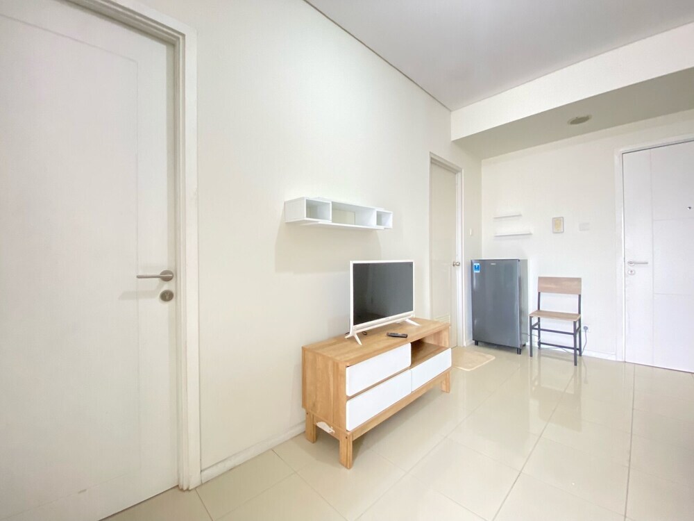 Бандунг: Minimalist And Cozy Designed 2Br Apartment At Parahyangan Residence