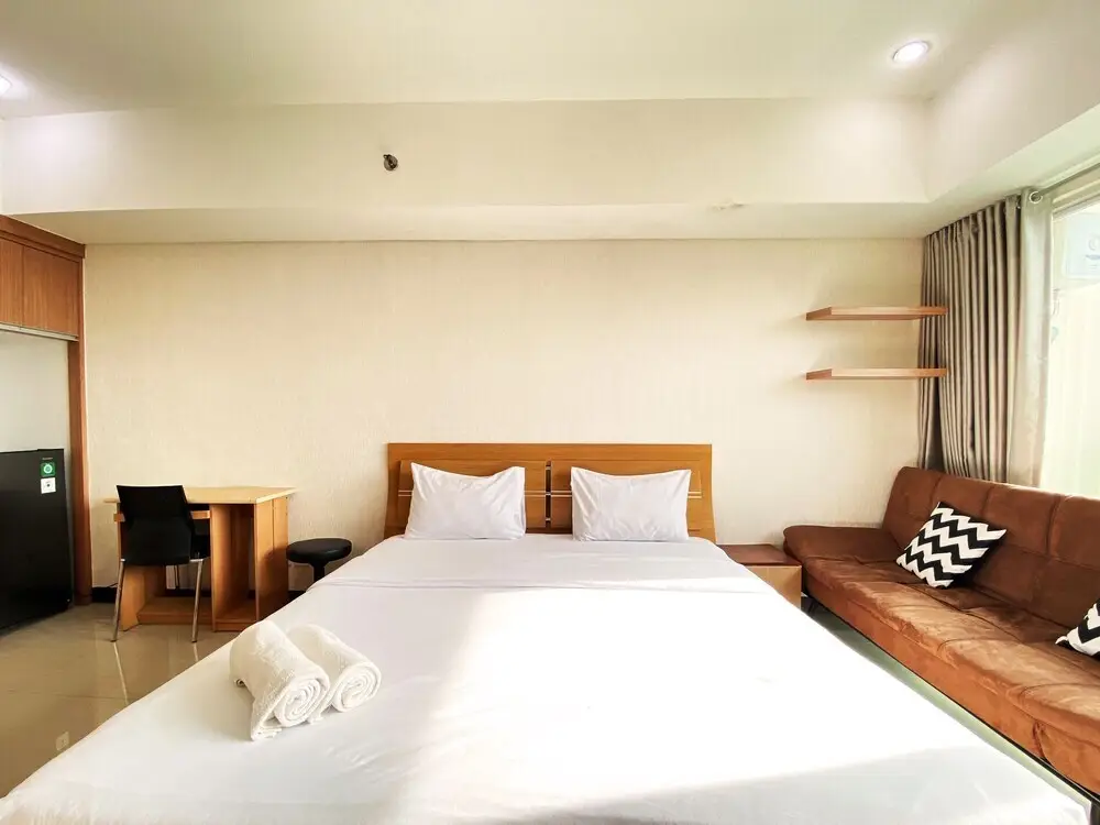 Fancy And Nice Studio At Tamansari La Grande Apartment — фото 1
