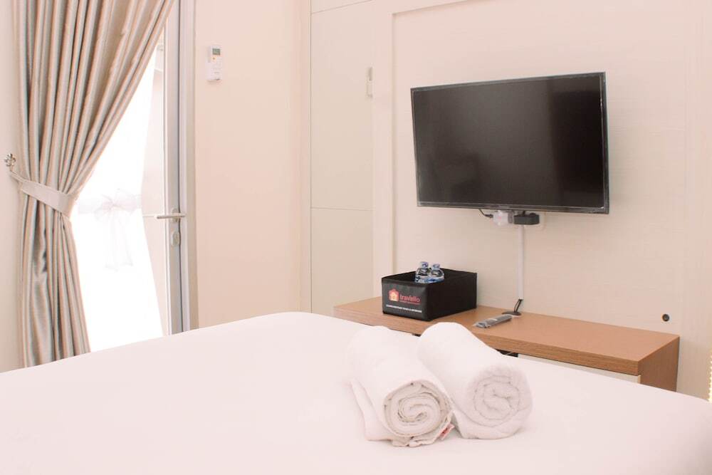 Бекаси: Fancy And Comfy Studio Apartment At Transpark Juanda Bekasi