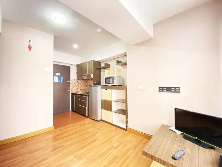 Бандунг: Homey 1Br At Jarrdin Cihampelas Apartment