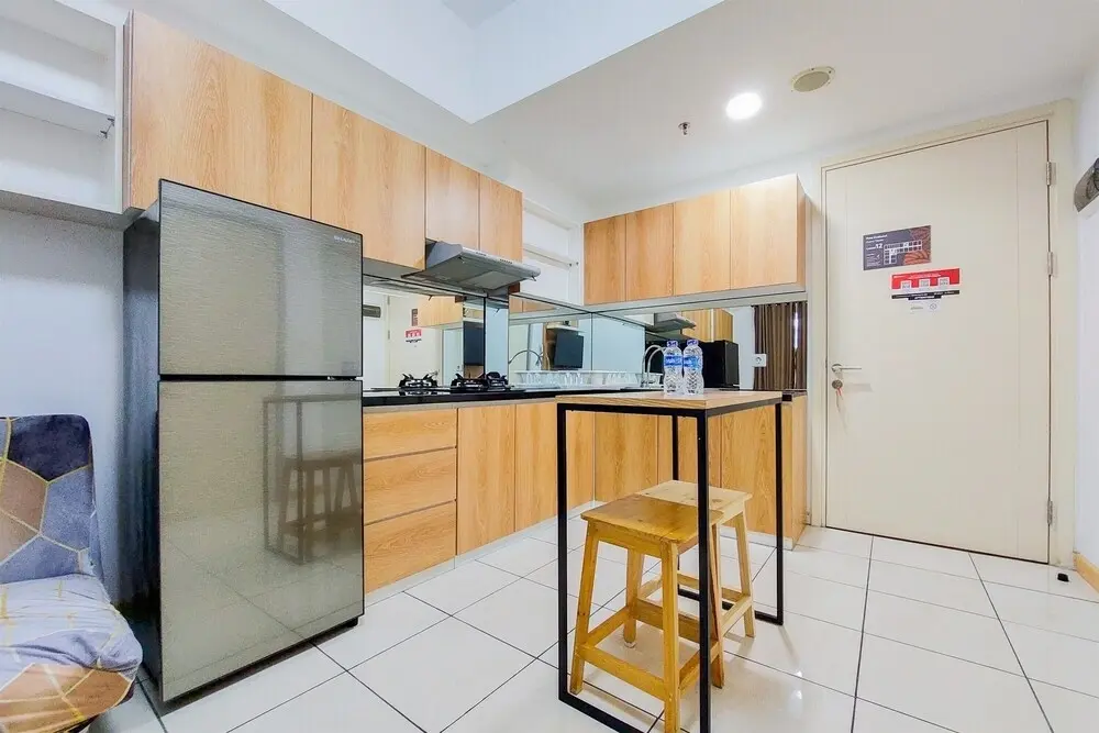 Legok: Homey And Minimalist 2Br Apartment At M-Town Residence