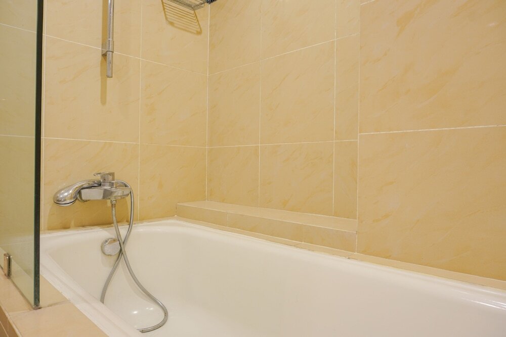 Джакарта: Spacious And Homey 2Br At Nuasa Hijau Pondok Indah Apartment