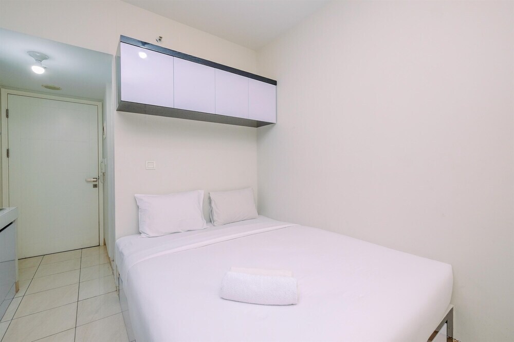 Бекаси: Great Location Studio At Springlake Summarecon Bekasi Apartment