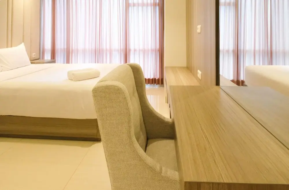 Сурабая: Spacious And Elegant 3Br Apartment At La Riz Supermall Mansion