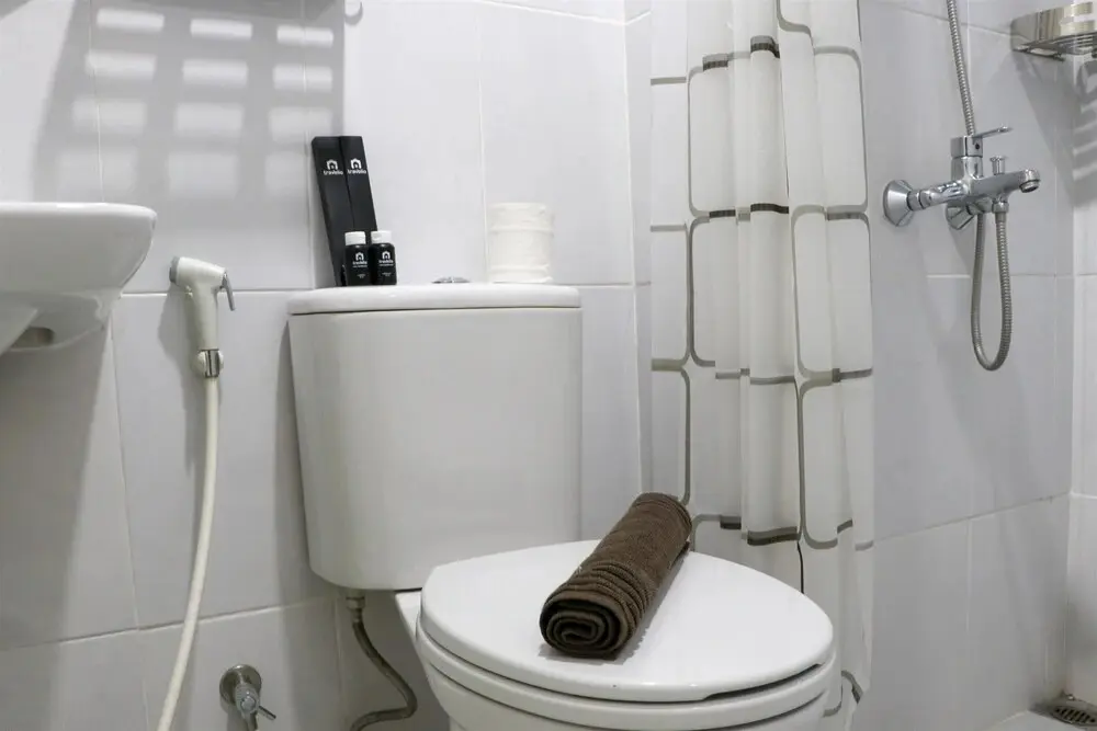 Бекаси: Best Deal And Comfy Studio At Patraland Urbano Apartment