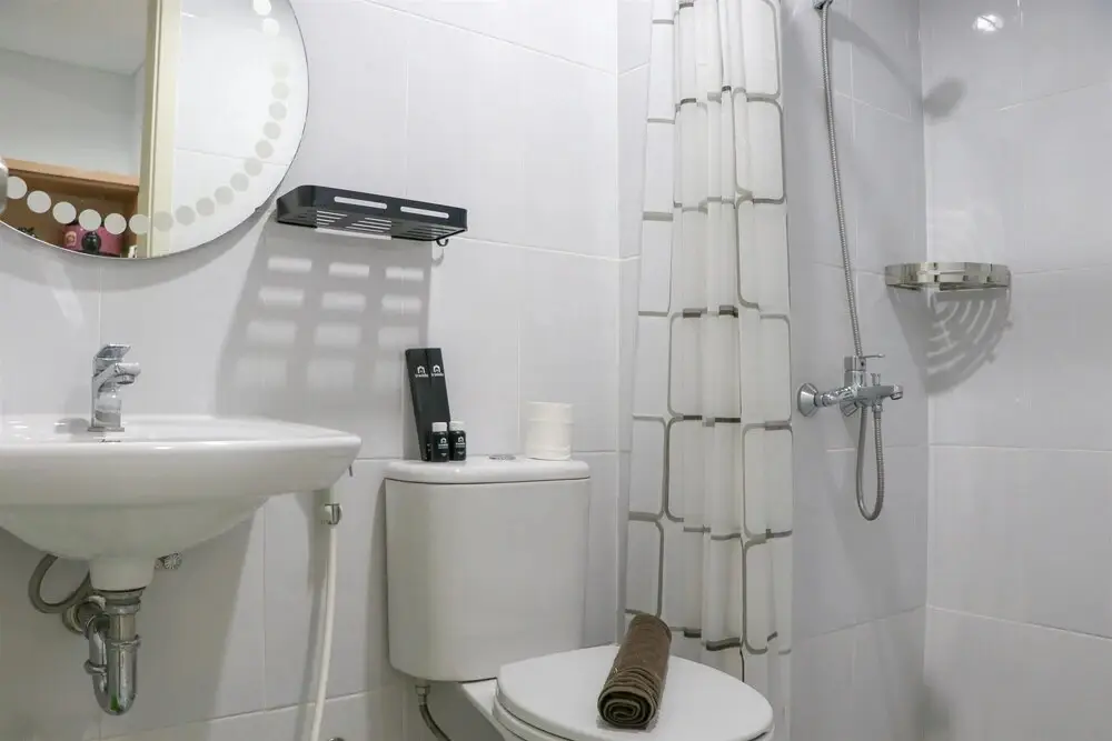 Бекаси: Best Deal And Comfy Studio At Patraland Urbano Apartment