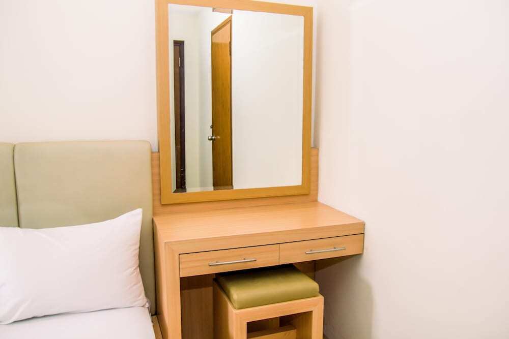 Тангеранг: Homey And Serene 2Br At Great Western Resort Apartment