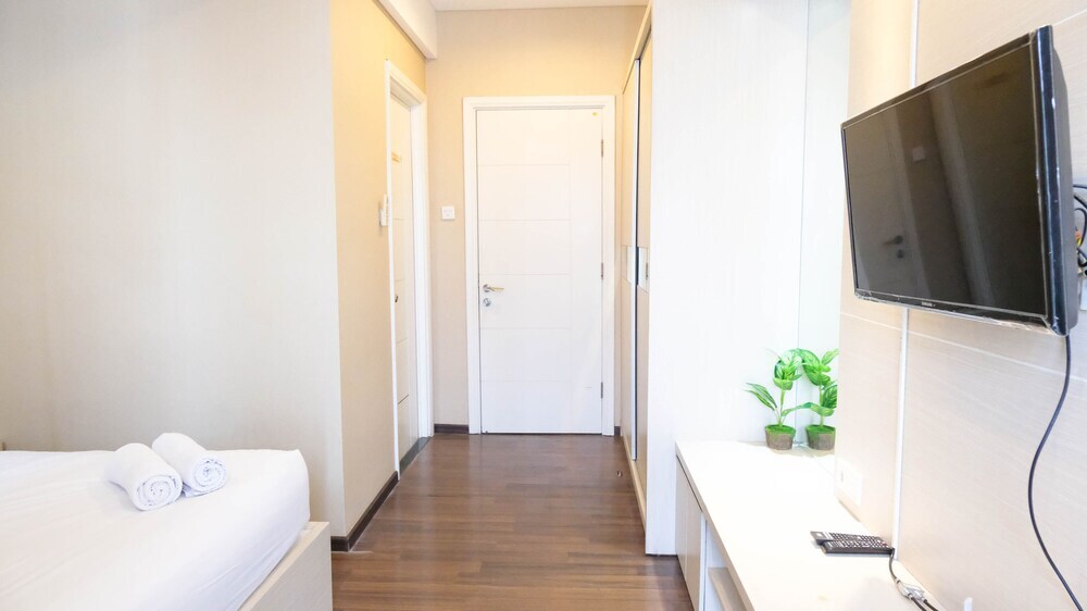 Сурабая: Best Choice And Strategic 1Br Apartment At Trillium Residence