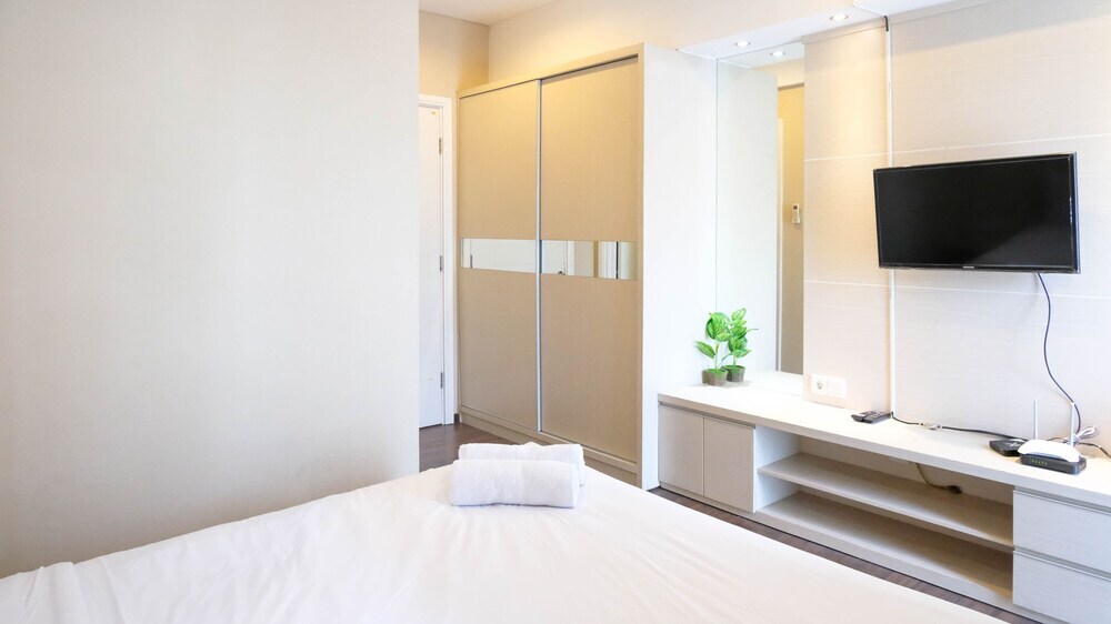 Сурабая: Best Choice And Strategic 1Br Apartment At Trillium Residence