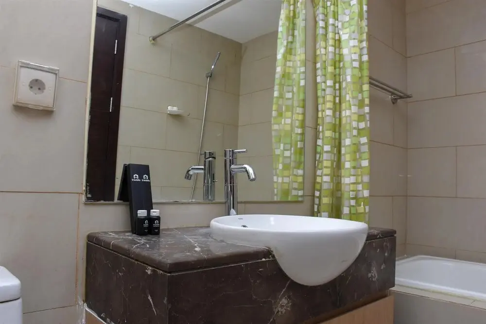 Джакарта: Comfortable 1Br At Gandaria Heights Apartment