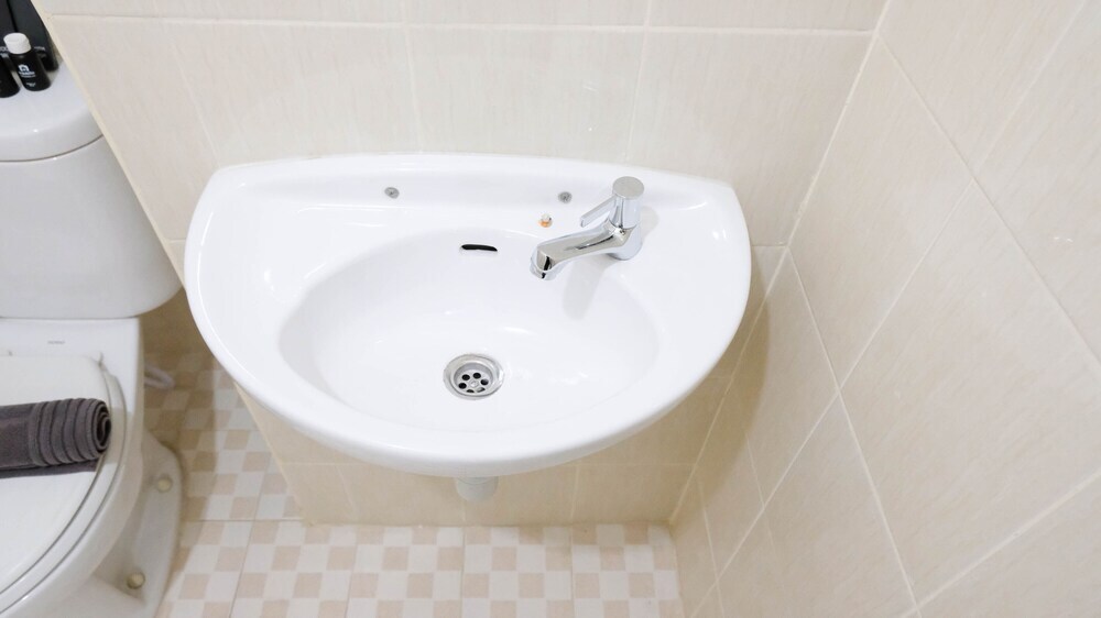 Сурабая: Clean And Comfy 2Br Apartment At Puncak Kertajaya