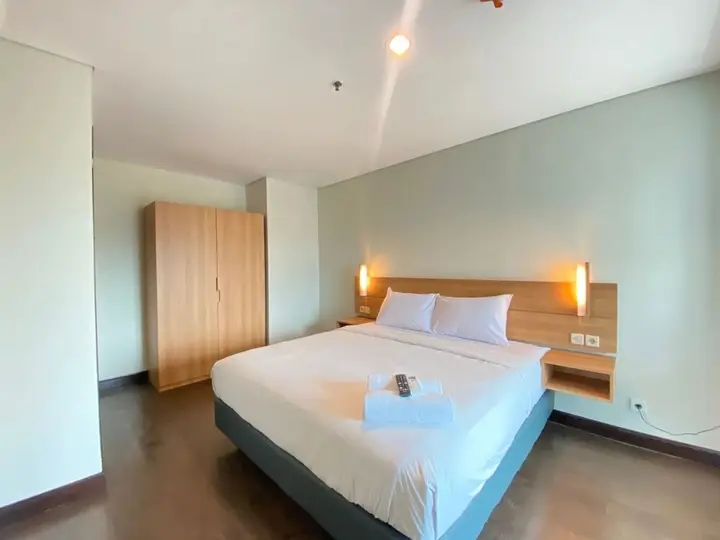 Бандунг: Spacious 2Br Apartment At El Royale Near Bip