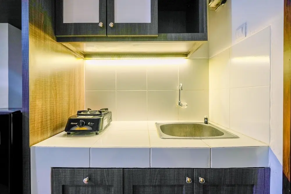 Читарингул: Warm And Comfort Living Studio Room At Gunung Putri Square Apartment