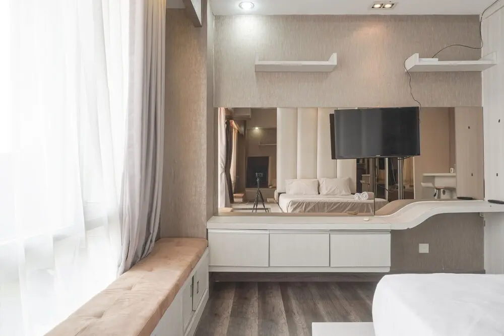 Джакарта: Minimalist And Cozy Studio At Ambassade Kuningan Apartment