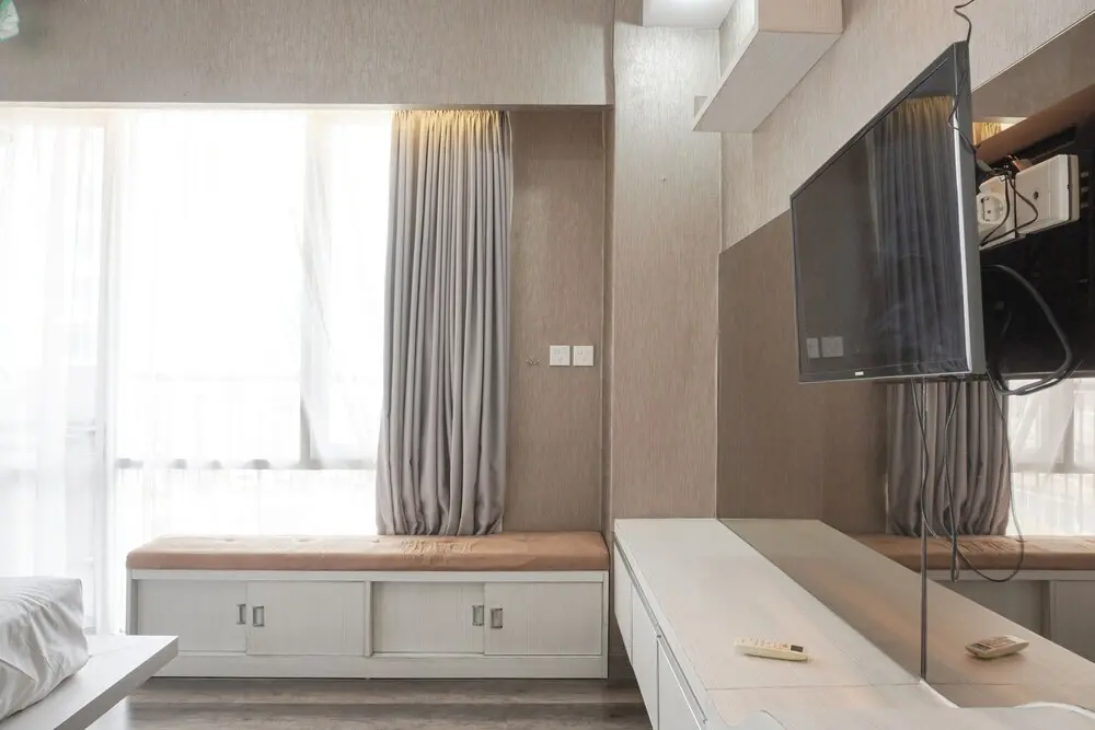 Джакарта: Minimalist And Cozy Studio At Ambassade Kuningan Apartment