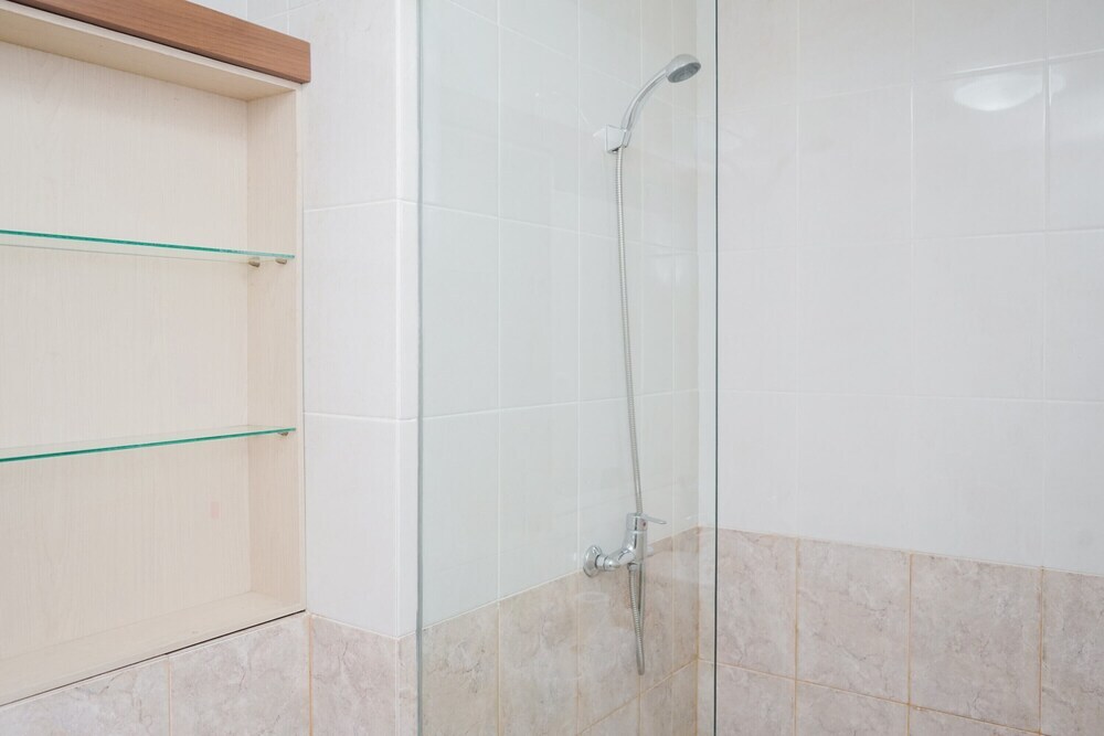 Тангеранг: Homey And Simply 1Br At Silkwood Residences Near Ikea Apartment