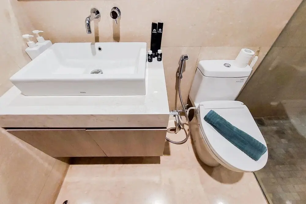 Джакарта: Stylish and Luxury 2BR Apartment in Veranda Residence Puri