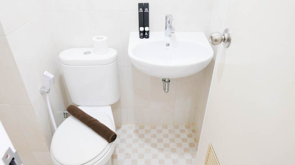 Сурабая: Best Choice And Cozy Stay Studio At Puncak Kertajaya Apartment