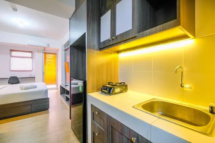 Читарингул: Warm And Cozy Studio Room At Gunung Putri Square Apartment