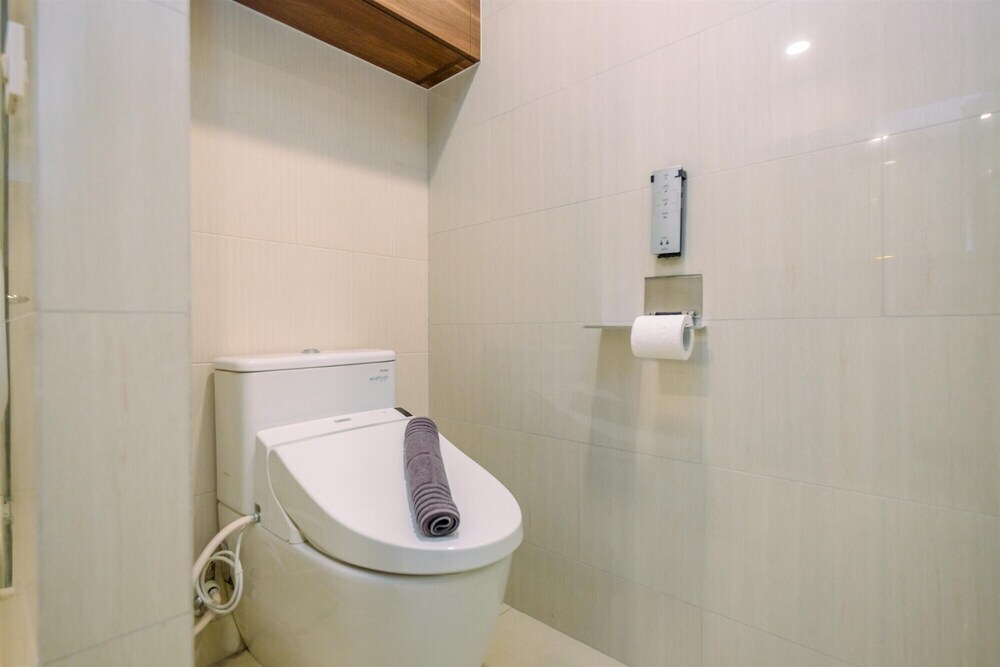 Джакарта: Big Studio Apartment The Branz Simatupang