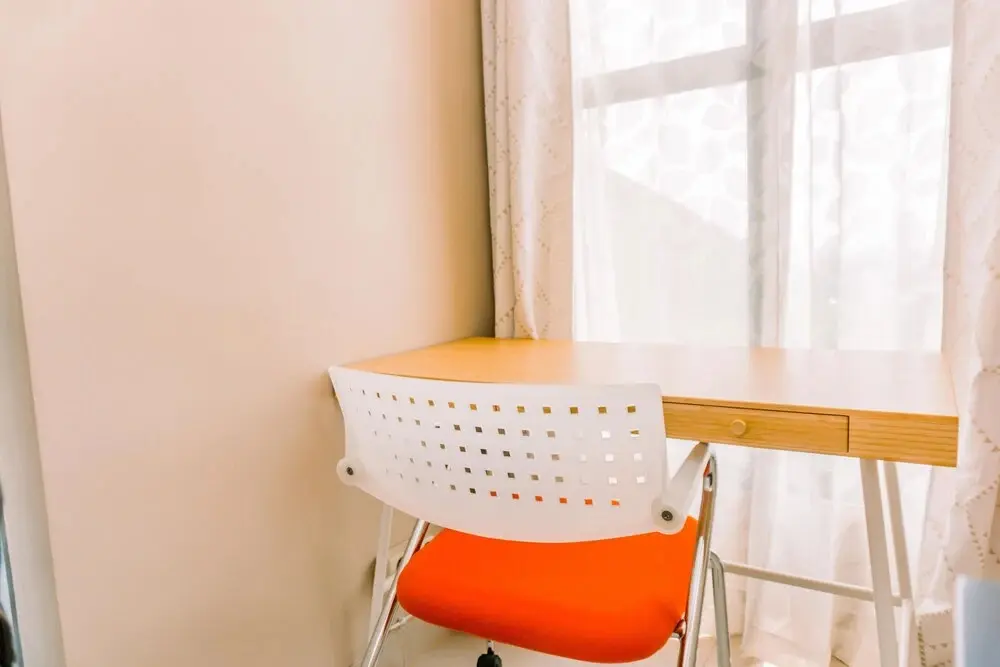 Южный Тангеранг: Best Deal And Comfy Studio At Transpark Bintaro Apartment