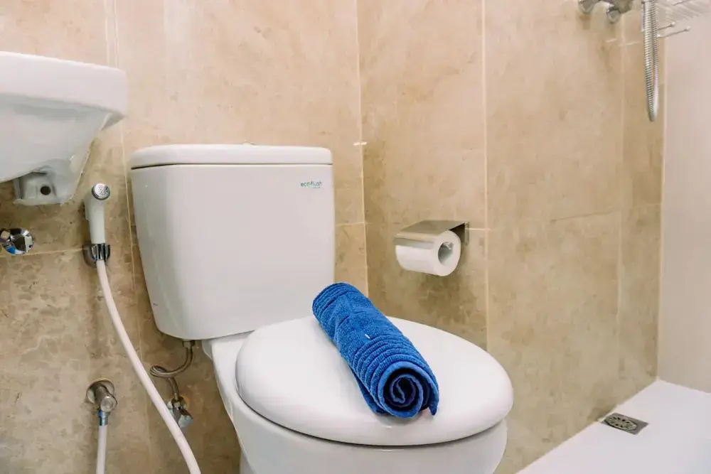 Южный Тангеранг: Best Deal And Comfy Studio At Transpark Bintaro Apartment