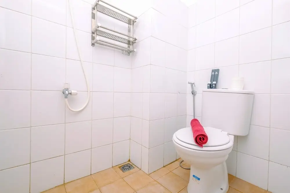 Читарингул: Homey And Cozy Studio Room At Gunung Putri Square Apartment