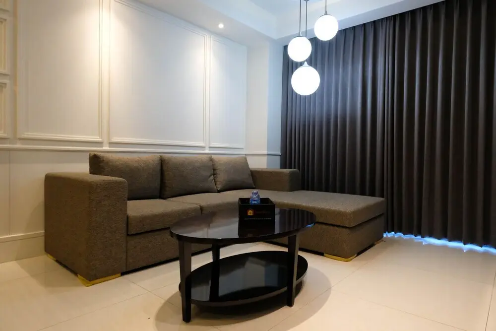 Сурабая: Spacious 2Br Connecting To Mall At La Riz Supermall Mansion Apartment