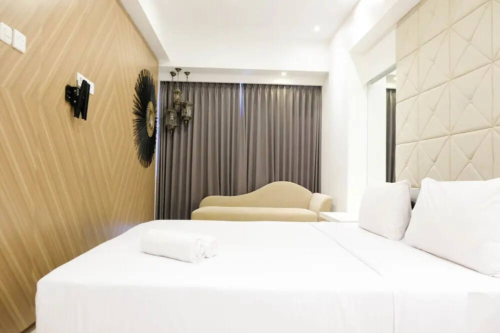 Сурабая: Spacious 2Br Connecting To Mall At La Riz Supermall Mansion Apartment