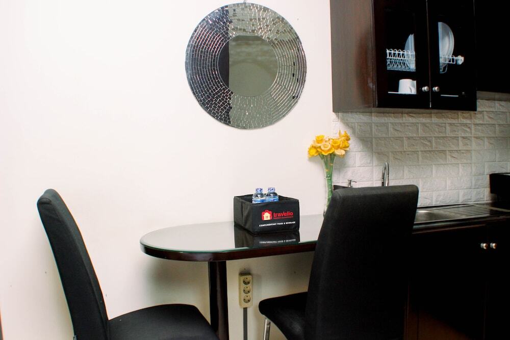Чикаранг: Luxury Studio At Metropark Condominium Jababeka Apartment