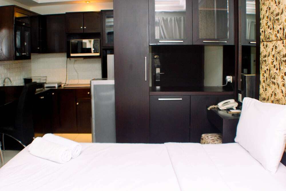 Чикаранг: Luxury Studio At Metropark Condominium Jababeka Apartment