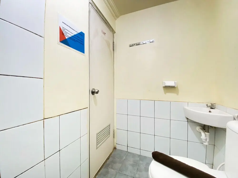 Бандунг: Best Location Studio At Grand Asia Afrika Apartment