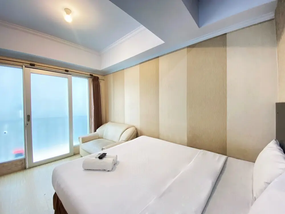 Бандунг: Best Location Studio At Grand Asia Afrika Apartment