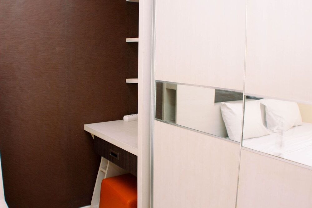 Джакарта: Nice And Strategic 2Br At Green Pramuka City Apartment