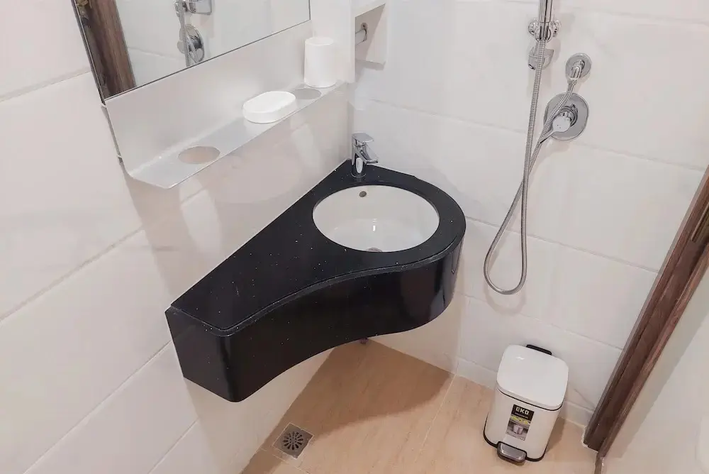 Legok: Well Designed And Elegant Studio At Sky House Bsd Apartment