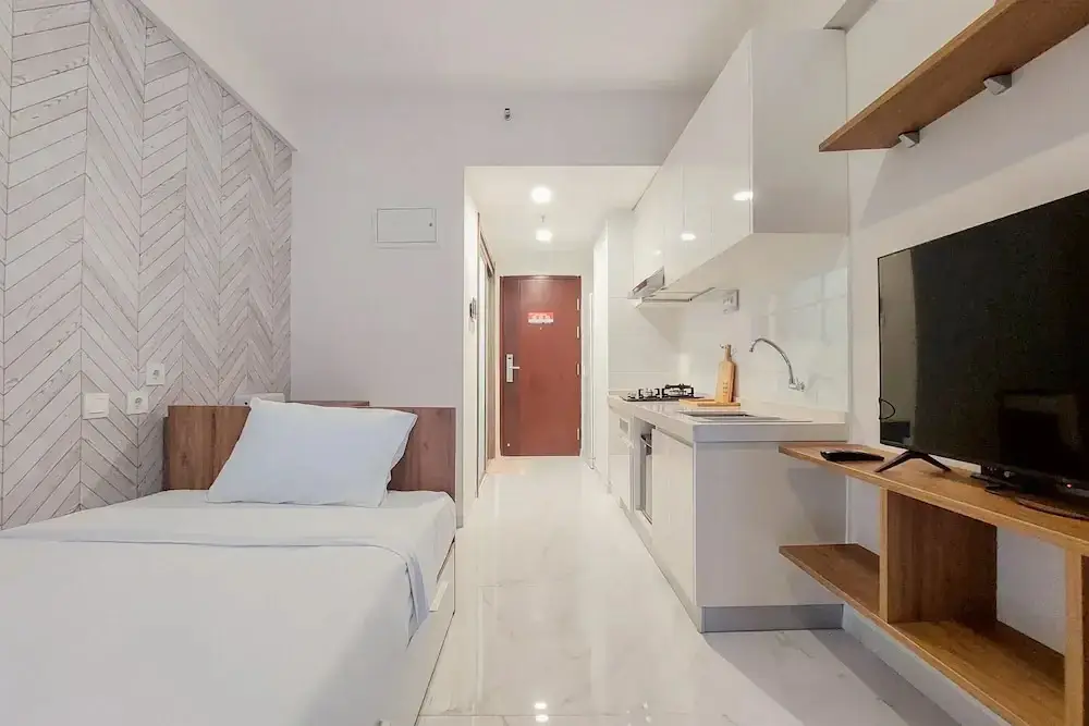 Legok: Well Designed And Elegant Studio At Sky House Bsd Apartment