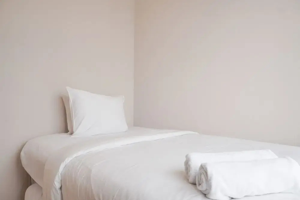 Legok: Cozy And Simply Look 2Br Apartment At M-Town Residence