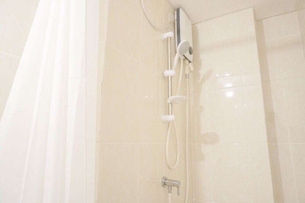 Legok: Cozy And Simply Look 2Br Apartment At M-Town Residence