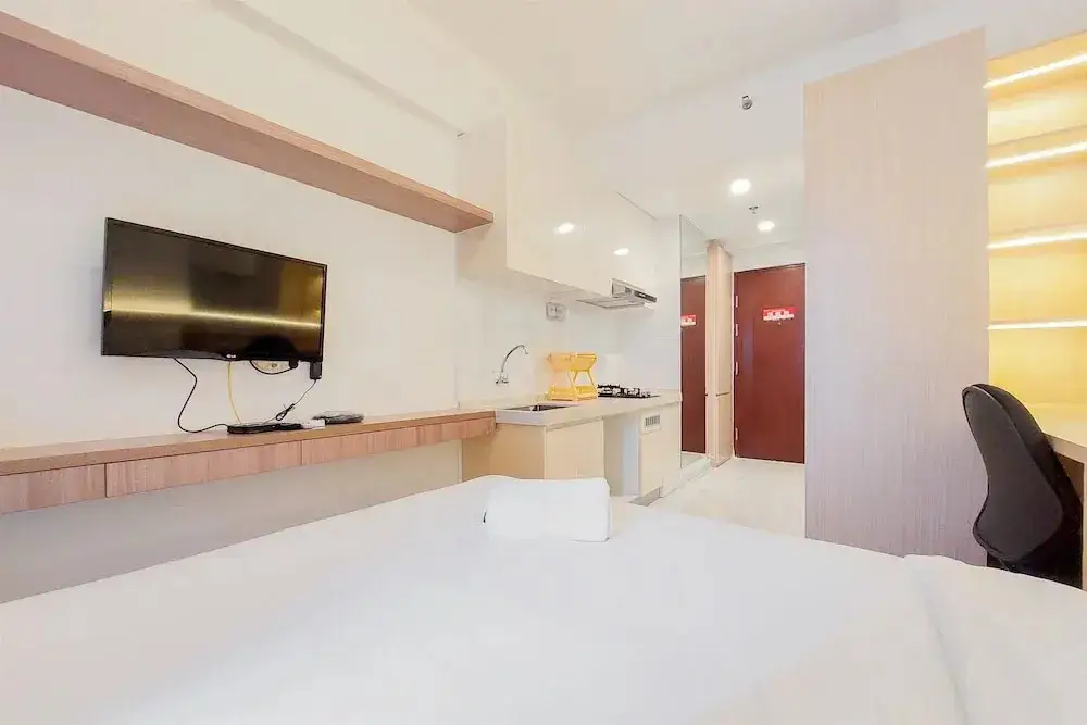 Legok: Comfy Studio Room At 31St Floor Sky House Bsd Apartment
