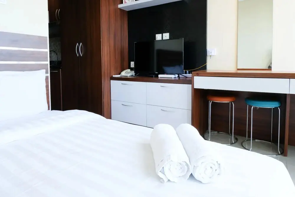 Сурабая: Tidy And Compact Studio At Tamansari Papilio Apartment